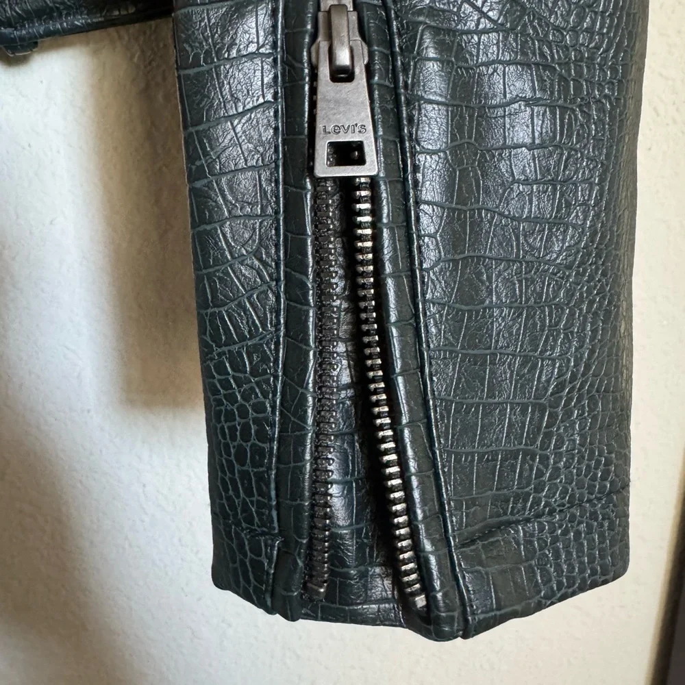 Levi's Forest Green Leather Jacket - Picture 5 of 15